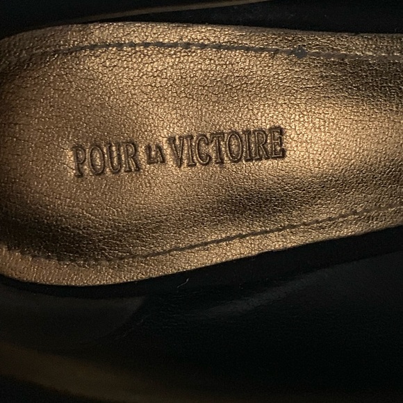 $75🔥Pour la Victoire black peep toe shoes - Picture 5 of 7